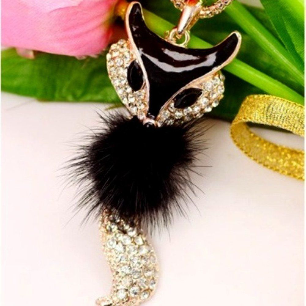 FOX RHINESTONE FEATHER NECKLACE - Picture 2 of 3
